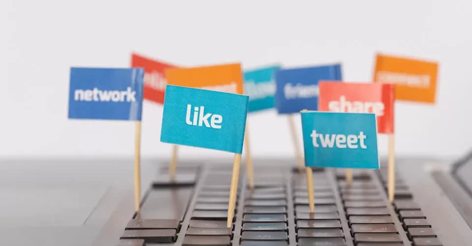 Trendovi oglašavanja na LinkedInu: Kako iskoristiti potencijal poslovne mreže